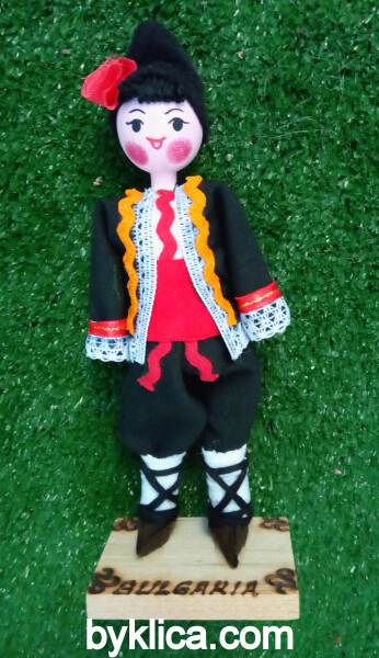 9.50лв Сувенир от България Кукла момче с носия